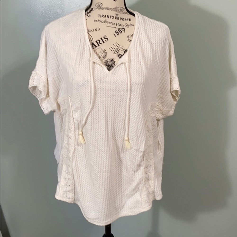 ☀️5/$20 Hollister Shirt.